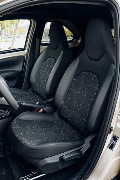 Immagine COMFORT FUNZIONALE - TOYOTA AYGO X 1.0 Active
