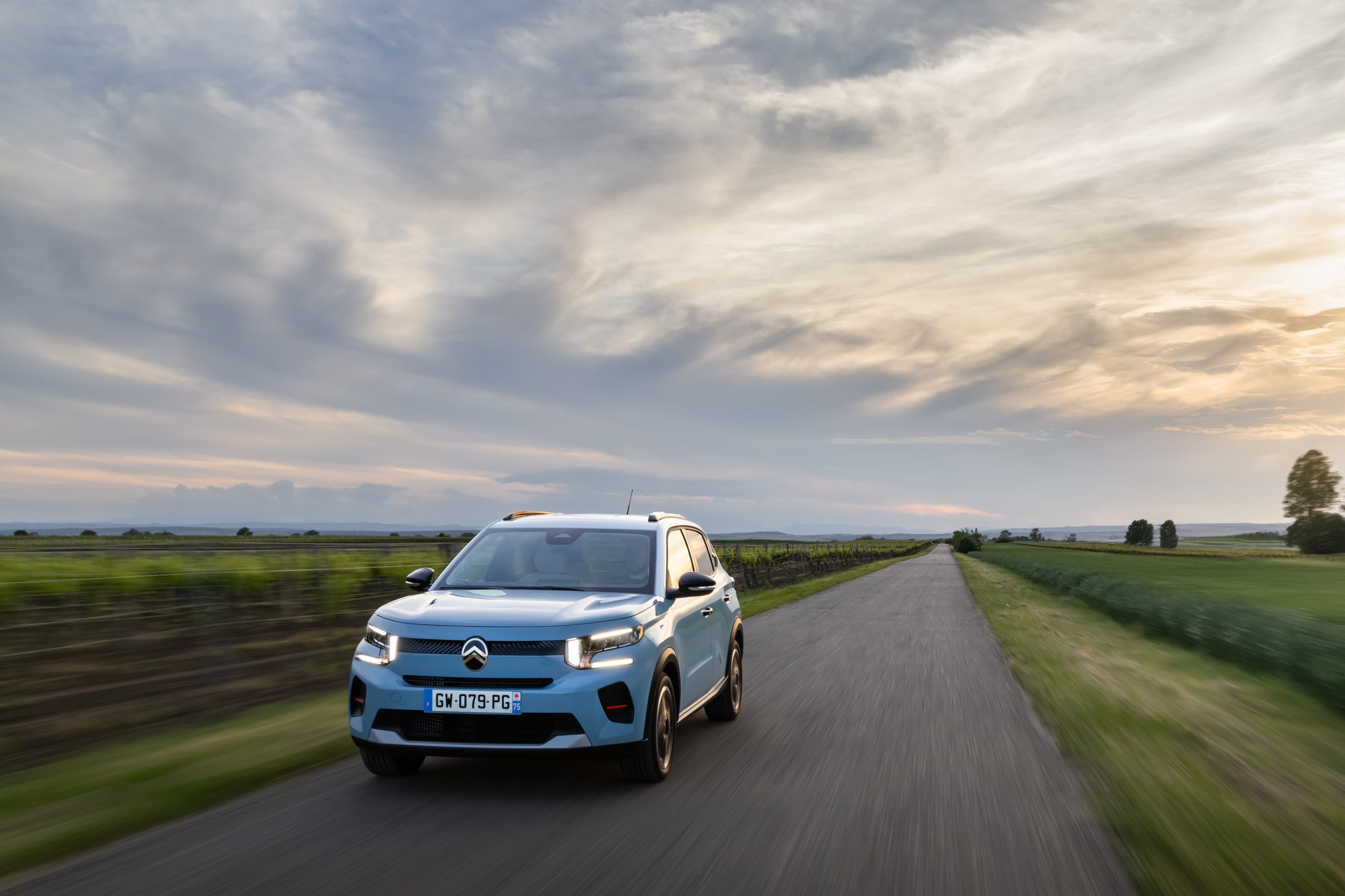 Immagine MOTORE PRONTO E SILENZIOSO - CITROEN E-C3 83kW 113CV MAX