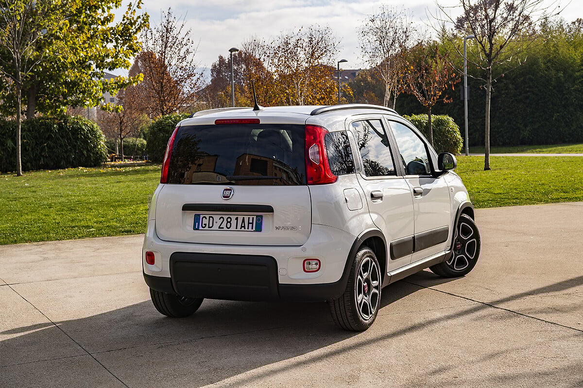 Immagine COMPATTA DIMENSIONI IDEALI​ - FIAT PANDA 1.0 FireFly 70cv S&S Hybrid