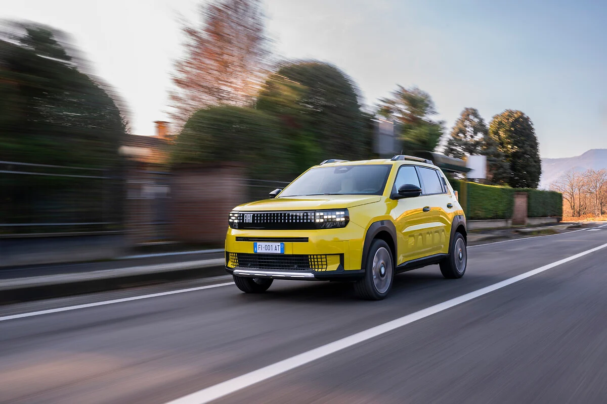 Immagine MOTORE ZERO EMISSIONI - FIAT GRANDE PANDA Elettrica Red