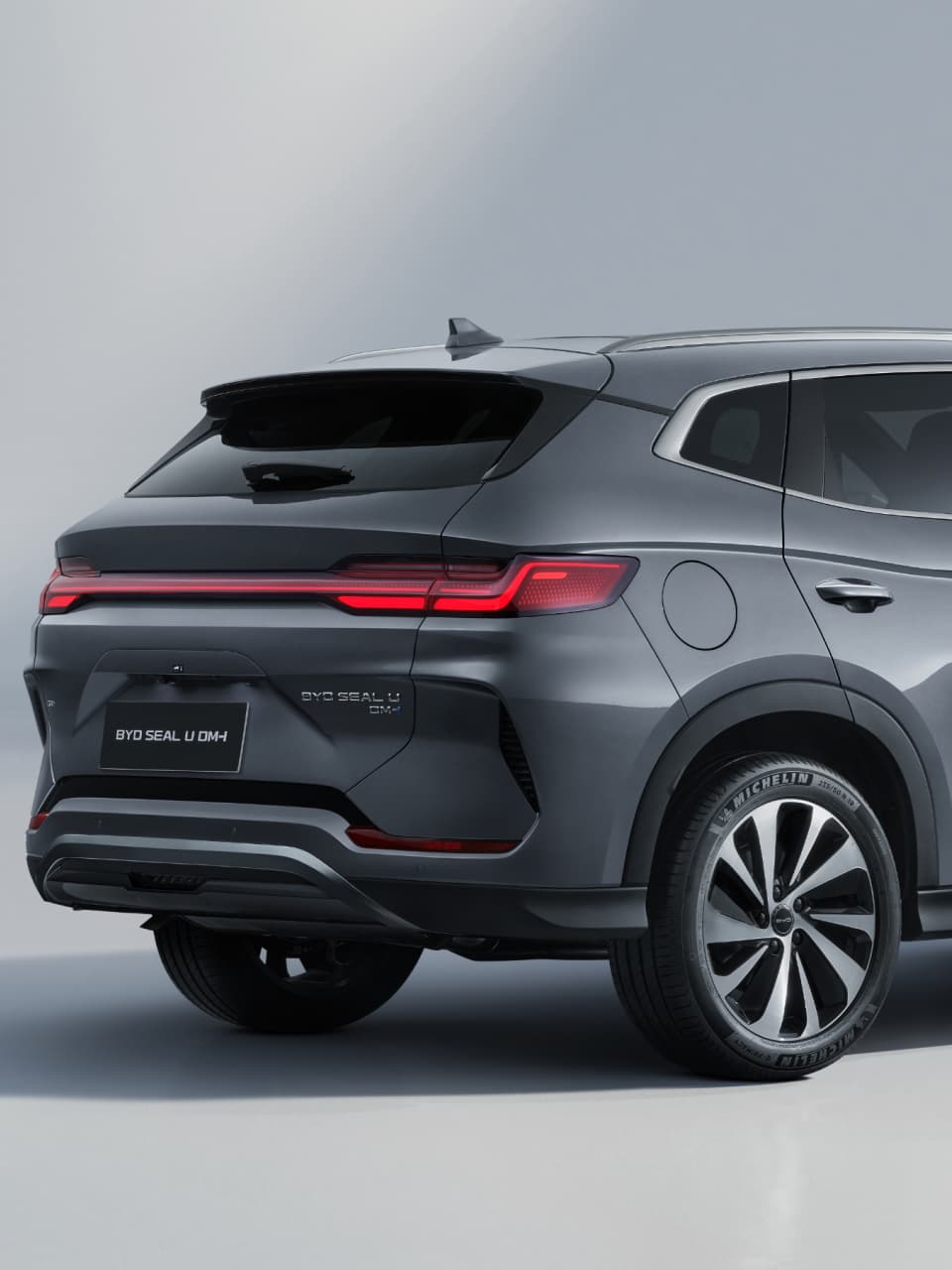 Immagine DESIGN DISTINTIVO - BYD SEAL U DM-I 1.5 218cv Boost