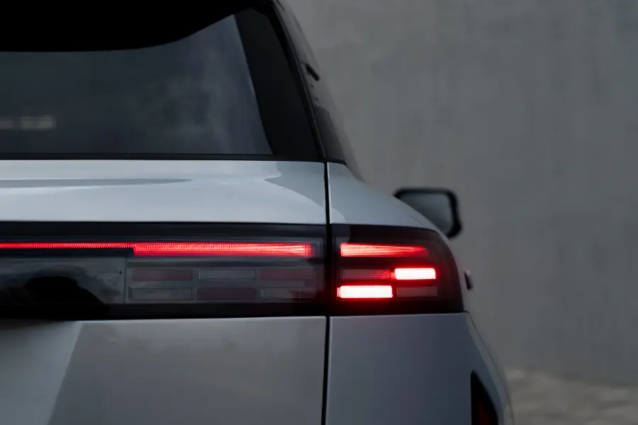 Immagine SICUREZZA TECNOLOGIA PROTETTIVA - JAECOO 7 SUPER HYBRID 1.5 TGDI Benzina ibrida plug-in Premium