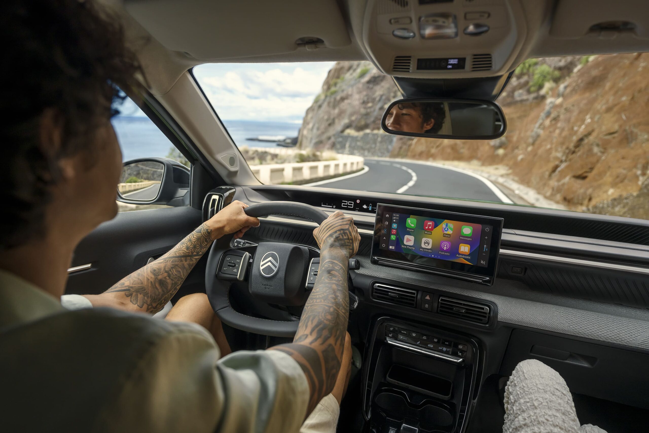 Immagine TECNOLOGIA SEMPLICE E INTUITIVA - CITROEN C3 AIRCROSS 1.2 HYBRID 136 eDCS6 MAX