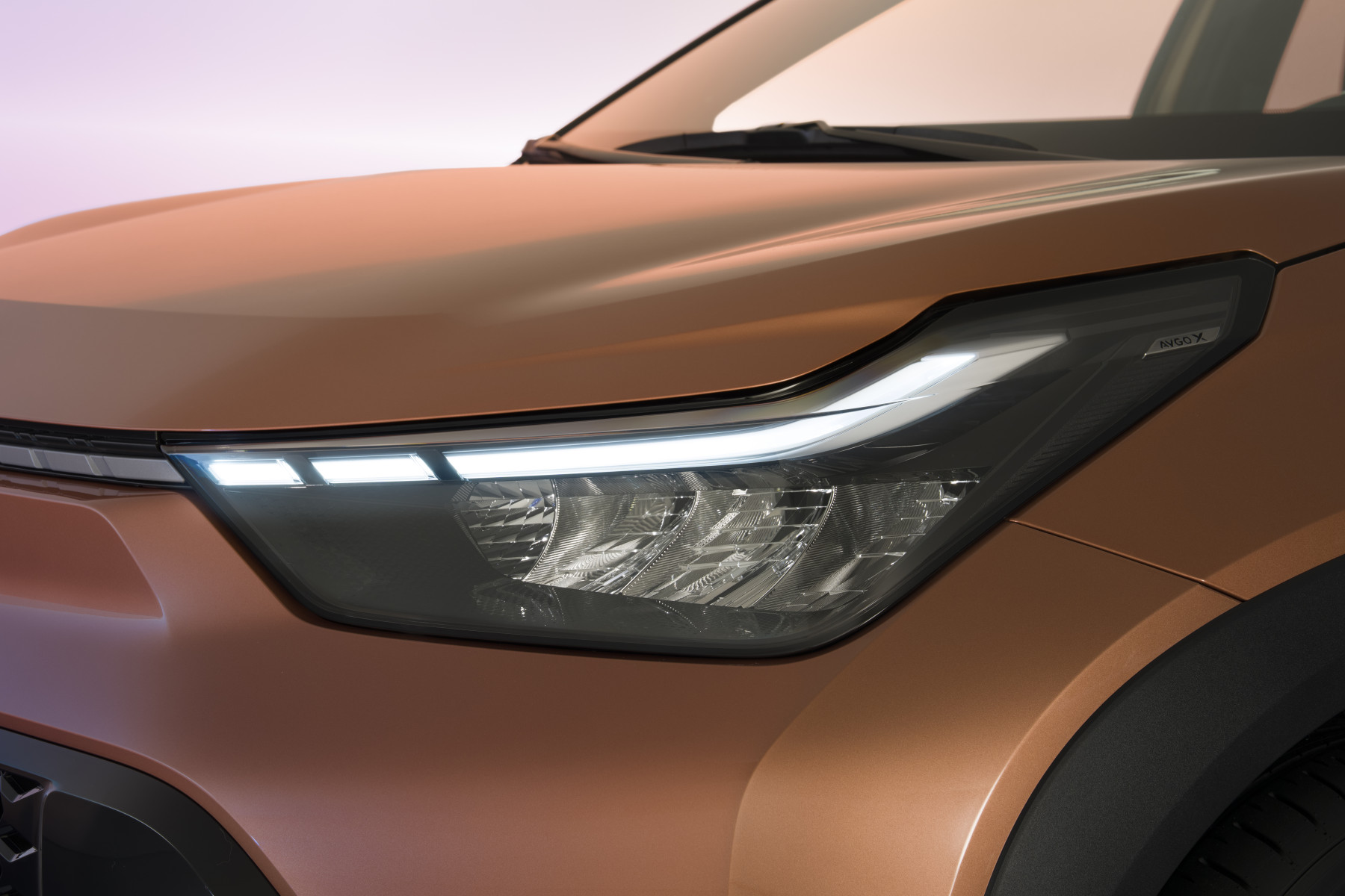 Immagine STILE Compatto e moderno - TOYOTA AYGO X Hybrid 115 e-CVT